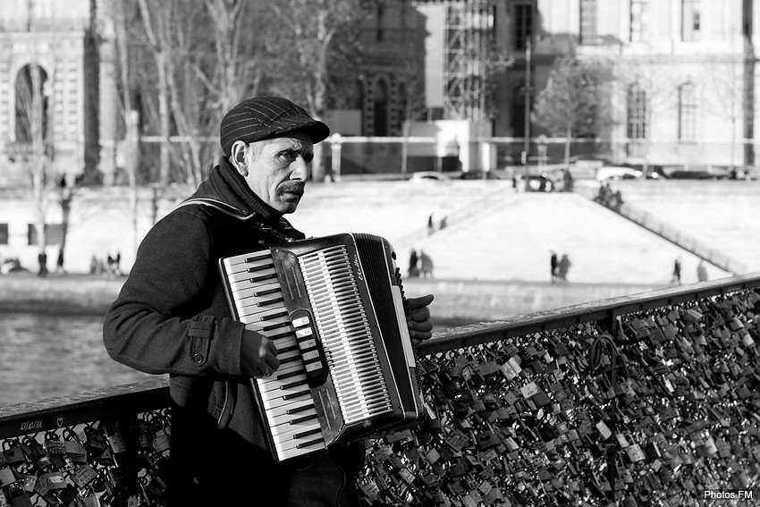 L'accordéoniste du Pont des Arts